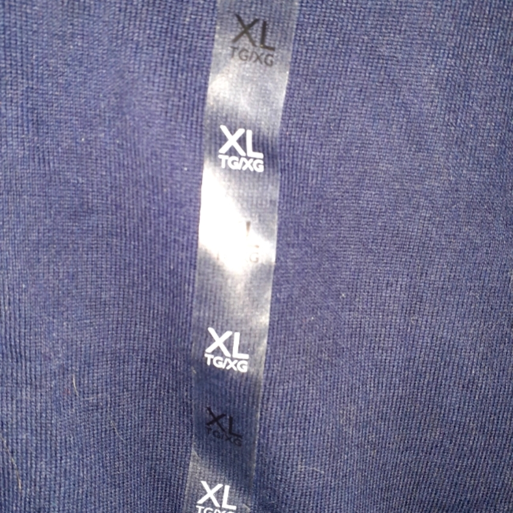 Tommy Hilfiger ladies top - Picture 4 of 4